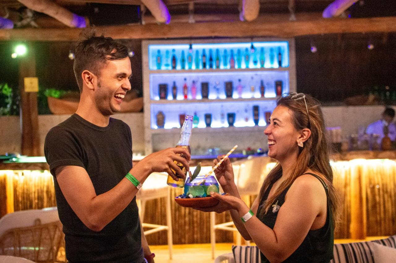 Palmarito Beach Hotel Tierra Bomba Εξωτερικό φωτογραφία